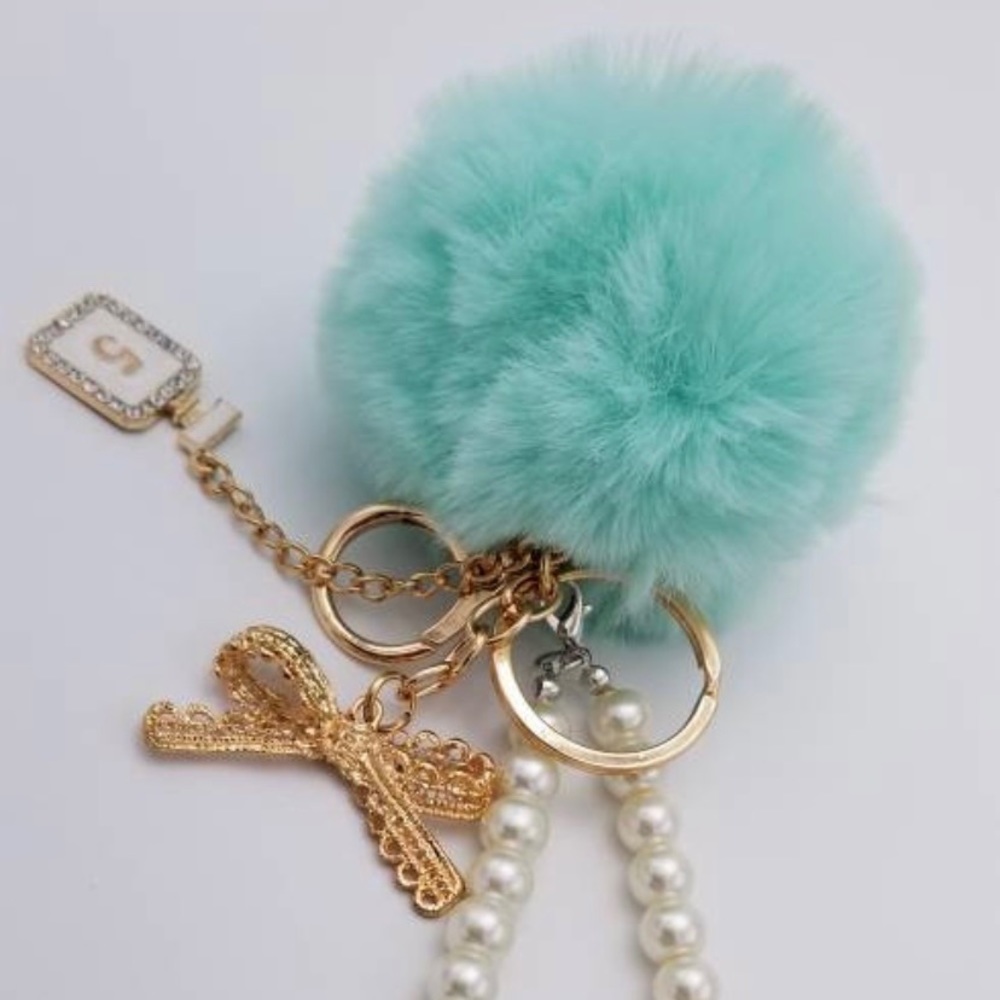 Pom keychain